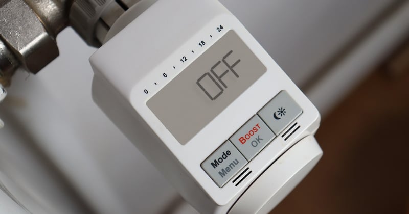 Installer un mitigeur thermostatique de douche : les précautions à prendre